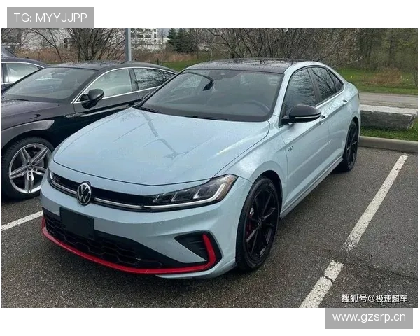 2.0T高功率+6速手动，大众新款Jetta GLI实车亮相，战斗范十足
